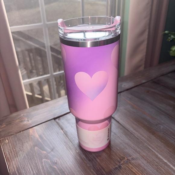 Target Stanley 40oz Tumbler Valentine's Day Powder Pink Heart Gradient NEW Cup - Picture 11 of 13